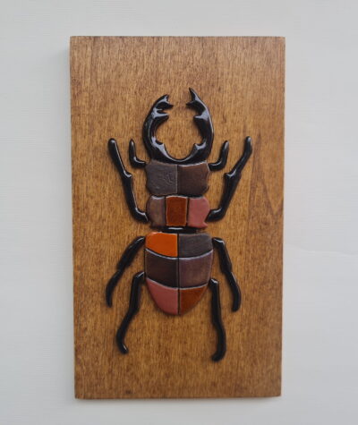 tablou-radasca-insecta-corina-marina-ceramics (1)